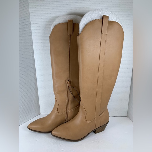 NWOT target universal thread cowboy boots SZ 7.5 Tan cottage core boho (S564) - Picture 1 of 11